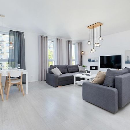 Apartamenty Platany Z Parkingiem By Noclegi Renters Колобжег Экстерьер фото