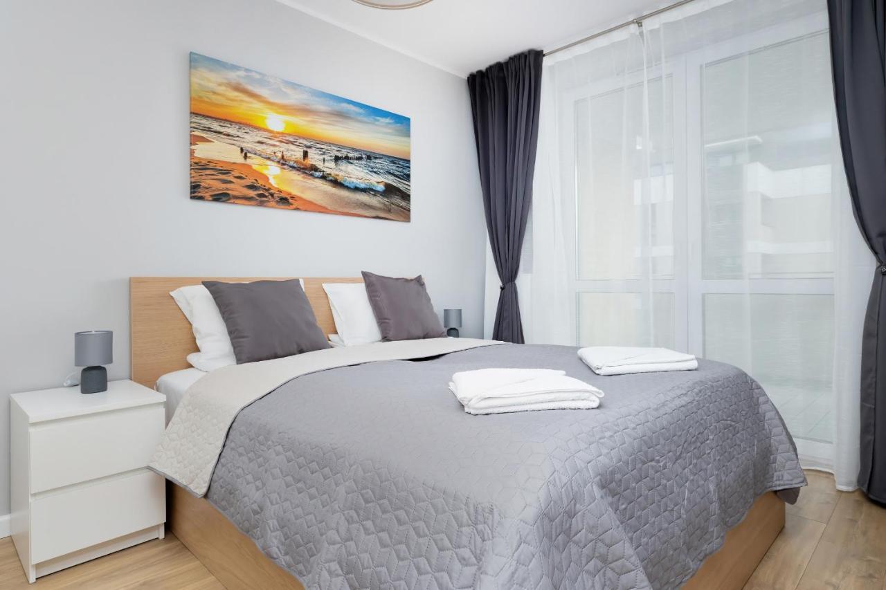 Apartamenty Platany Z Parkingiem By Noclegi Renters Колобжег Экстерьер фото