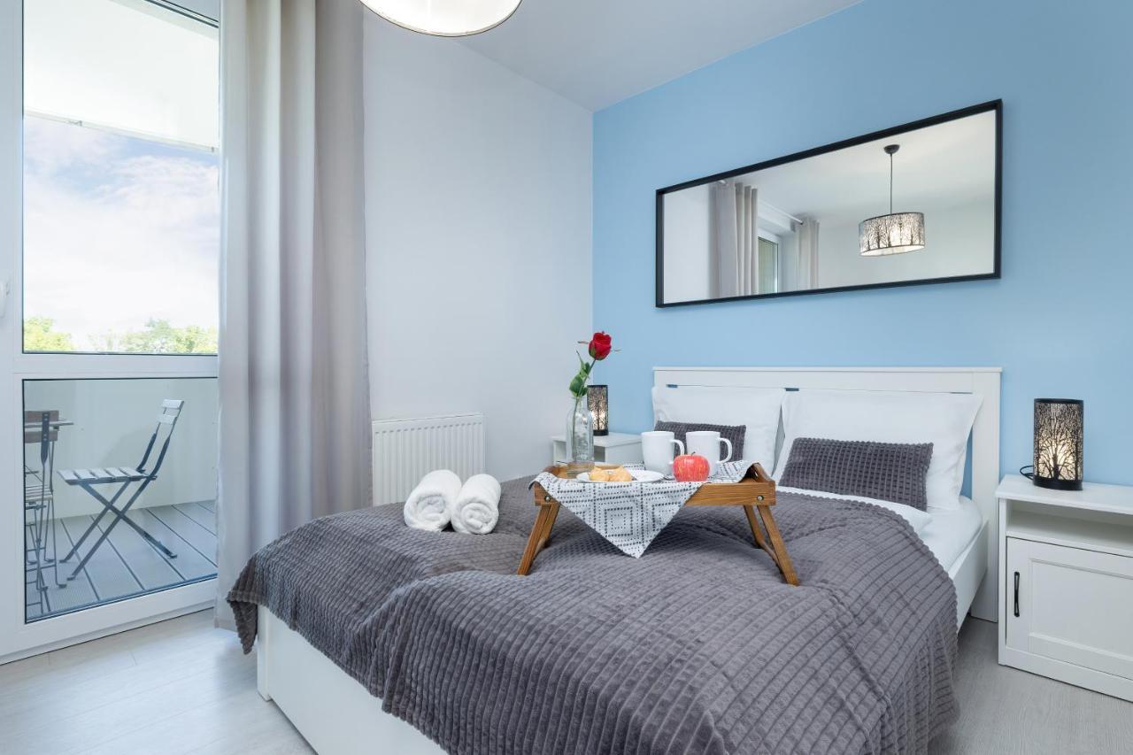 Apartamenty Platany Z Parkingiem By Noclegi Renters Колобжег Экстерьер фото