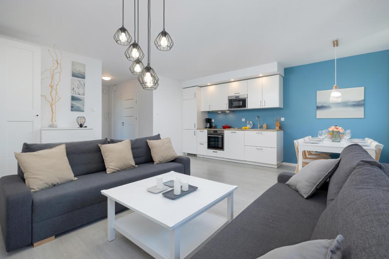 Apartamenty Platany Z Parkingiem By Noclegi Renters Колобжег Экстерьер фото